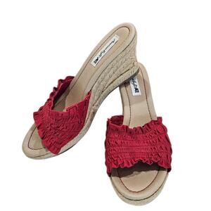 American Eagle Red Women's Wedges SZ. 6.5